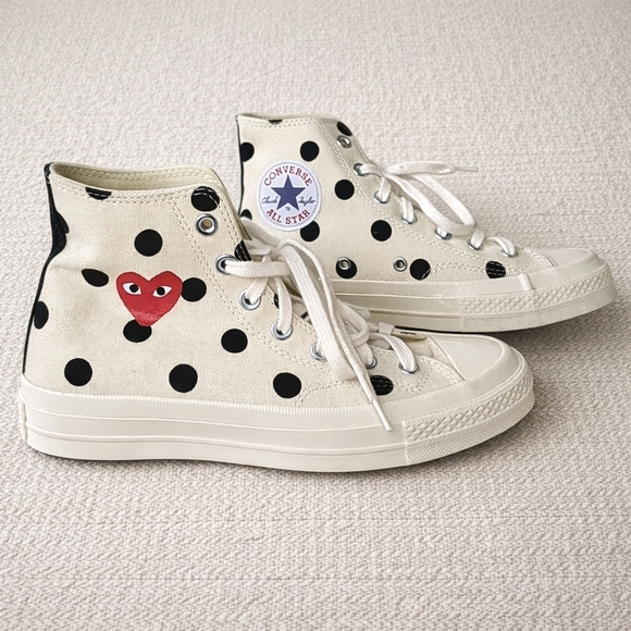 Comme des Garçons PLAY x Converse Chuck Taylor Hi Polka Dot Heart – M6 | W8 - Picture 2 of 10